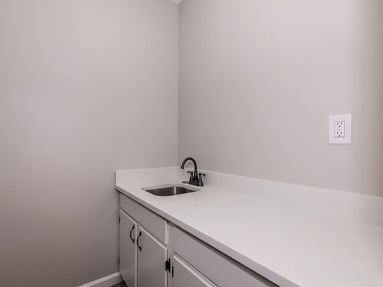 6502 Woodthrush Dr — Photo 6