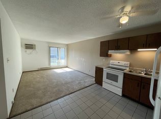 2525 32nd St S #2, La Crosse, WI 54601