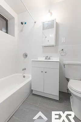 Rented by EXR | media 5