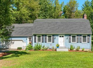 13 Brookview Dr, Westford, MA 01886