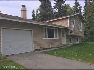 1837 Cindylee Ln, Anchorage, AK 99507