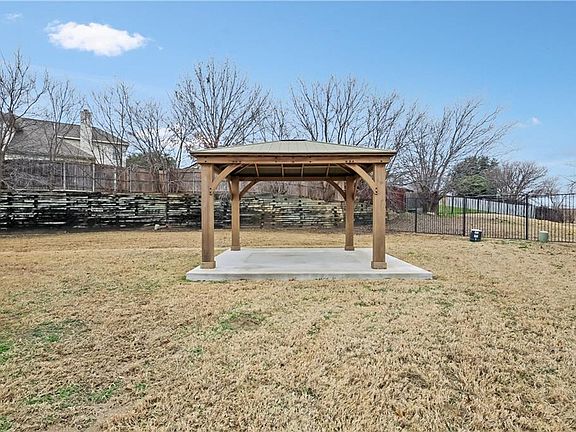5th image of 8161 Keechi Creek Ct