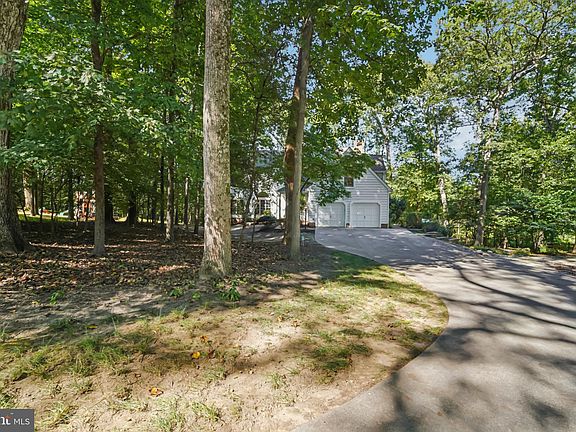 3rd image of 4517 Hemlock Cone Way
