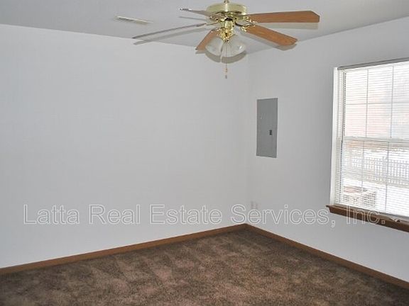 5th image of 2816 NW Mill Pl