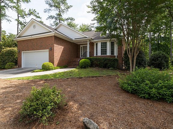 4th image of 146 Golden Pond Ct