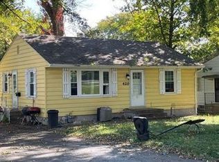 420 N 35th St, Decatur, IL 62521