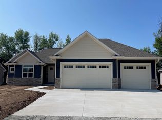 W6573 Ethan Dr, Appleton, WI 54915