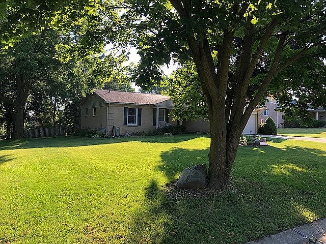 1st image of 36904 Heatherton Dr
