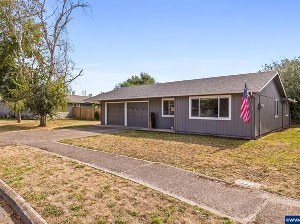 596 Columbia St, Jefferson, OR 97352