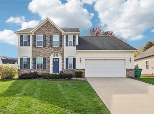 5740 W Long Ridge Dr, Independence, OH 44131