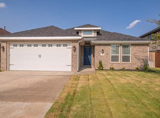 8 Berkshire Cir, Odessa, TX 79765