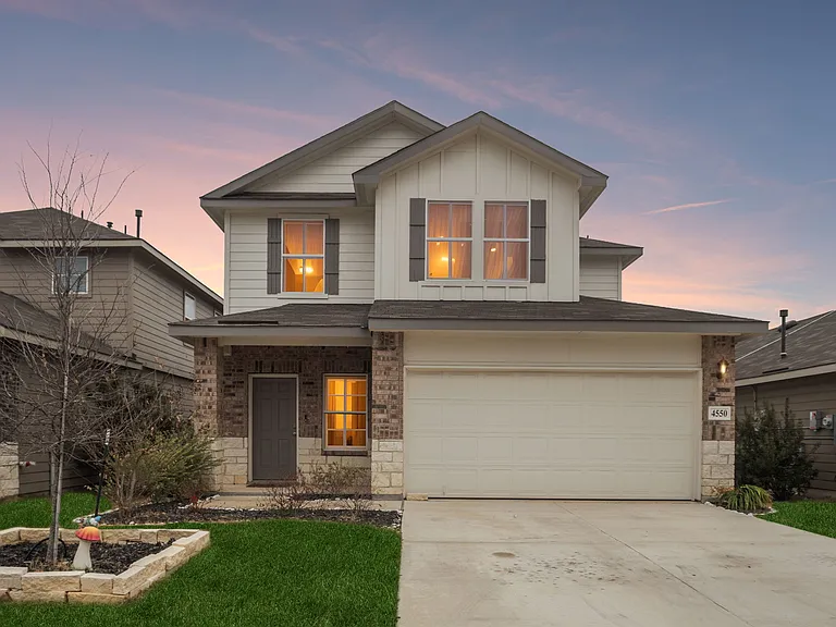 4550 Meerkat Dr — Photo 1