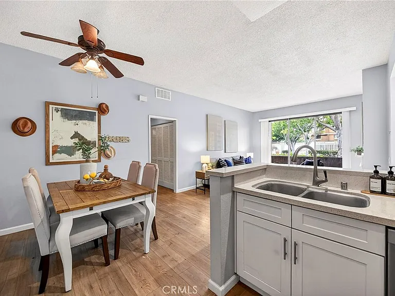 8615 Meadow Brook Ave #101 — Photo 6