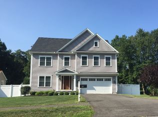 45 Jeniford Rd, Fairfield, CT 06824