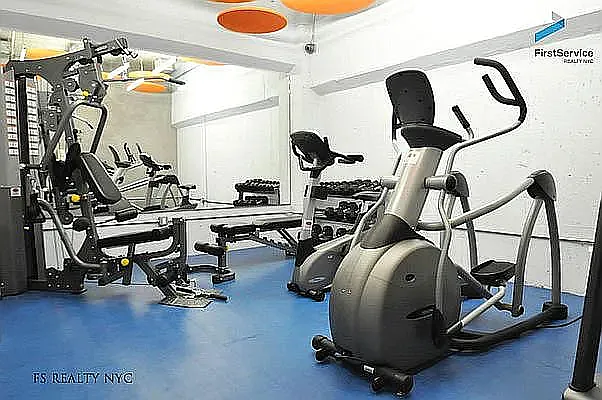 Rented by AZ REALTY NYC LLC | media 14