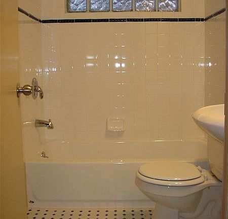 149 Morton Bathroom