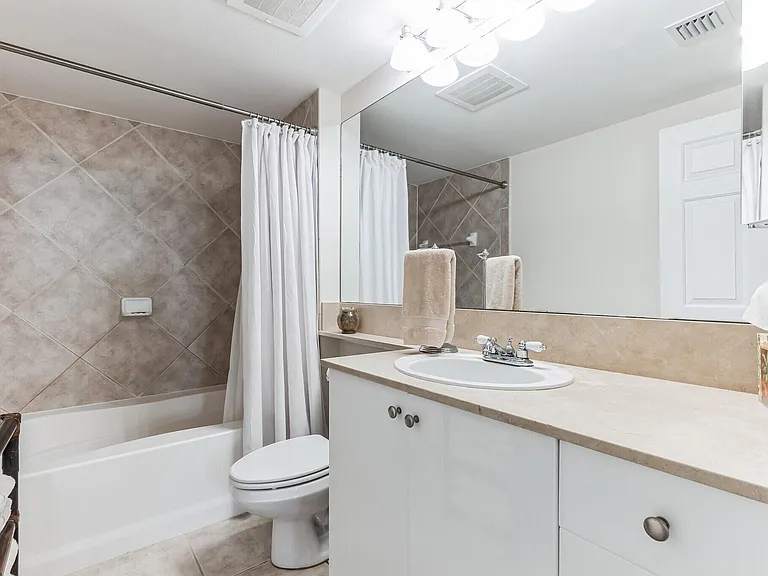 700 E Boynton Beach Blvd #511 — Photo 5