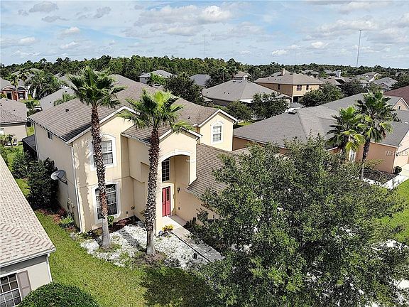 2nd image of 17819 Golden Leaf Ln