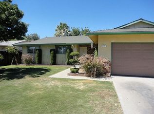 89 W Norwich Ave, Clovis, CA 93612