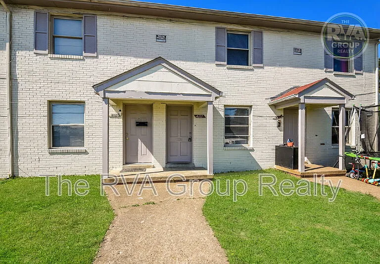 4111 Kinsley Ave — Photo 1