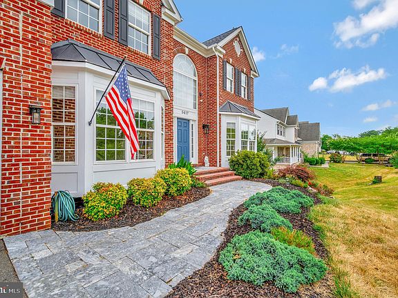 3rd image of 5417 Heritage Hills Cir