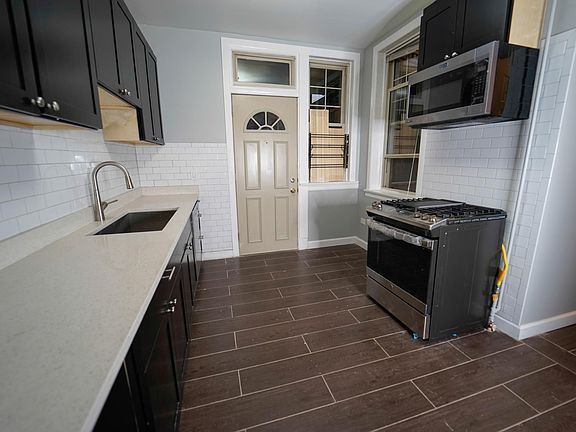 3rd image of 5903 N Magnolia Ave #3
