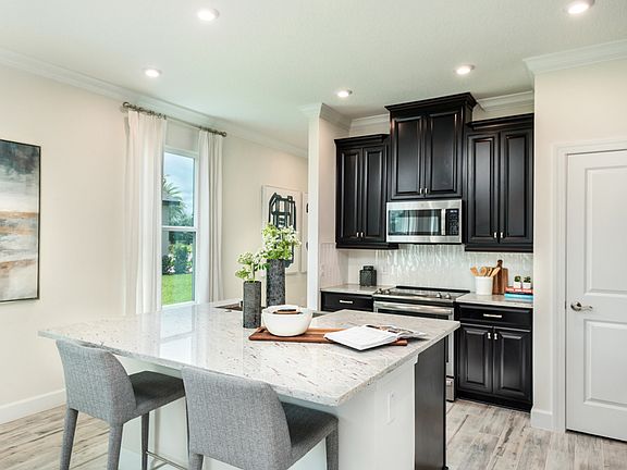 5th image of 1049 Umbria Dr