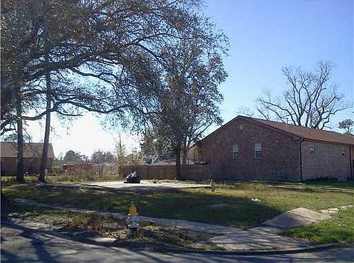 2nd image of 4230 Dreux Ave