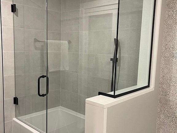 4th image of 1250 Park Ave W APT 414