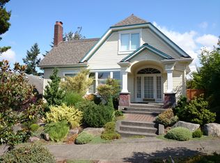 2136 N 62nd St, Seattle, WA 98103