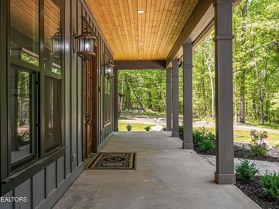 5th image of 481 Loop Rd