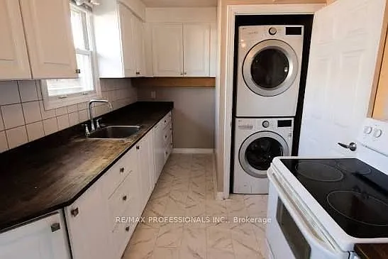 3 bed, $2,300 — Photo 2