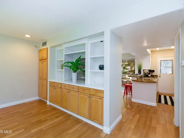 27448 Country Glen Rd, Agoura Hills, CA 91301