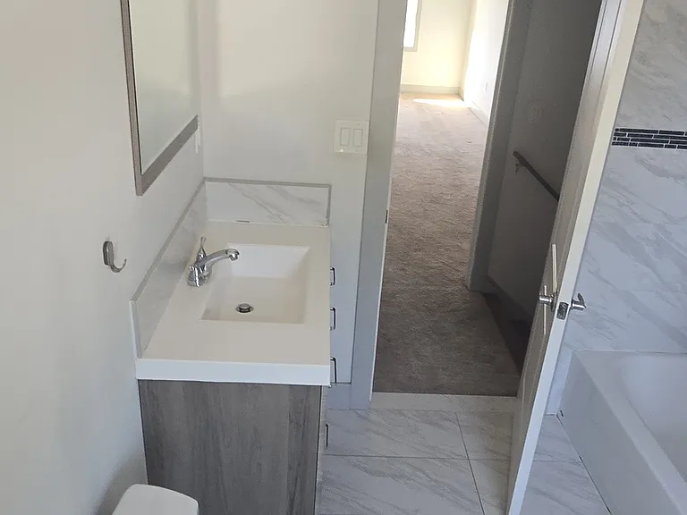607 N 5th St #2 — Photo 20