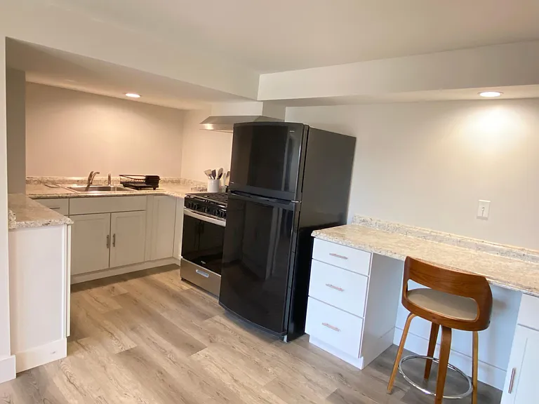 71 Woodcrest Ave #1 — Photo 4