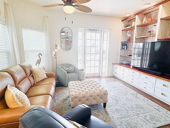 2nd image of 141 Gasparilla Way