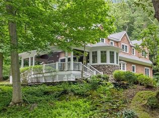 199 Sleepy Hollow Rd, Briarcliff Manor, NY 10510