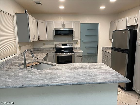 2nd image of 2541 Big Timber Dr #0