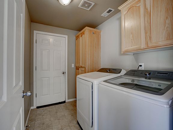 2nd image of 16663 Wyatt Dr