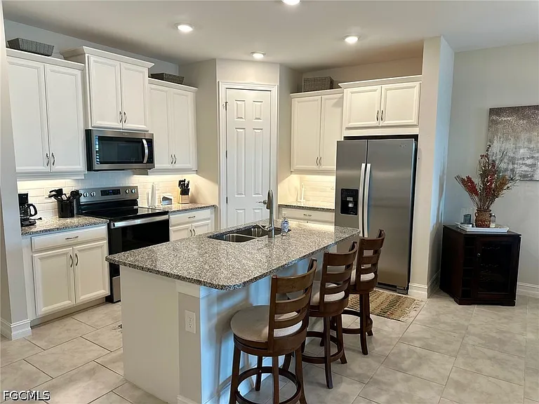 3944 Crosswater Dr — Photo 13