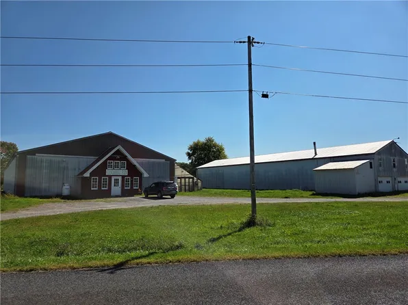10252 Shortcut Rd, Cato, NY 13033