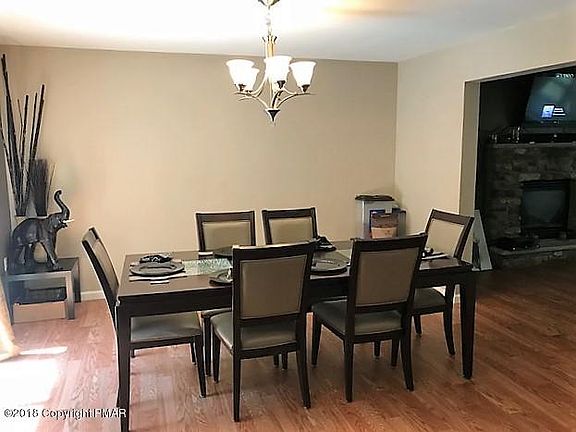 2nd image of 7610 Longdon Ct