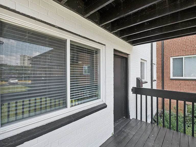 ReNew Alexandria — Photo 26
