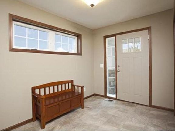 2nd image of Xxx Lakewood Trl