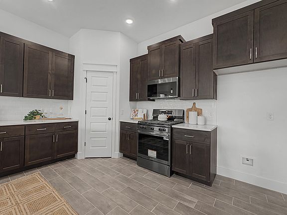 4th image of 5153 S Ivey Lane