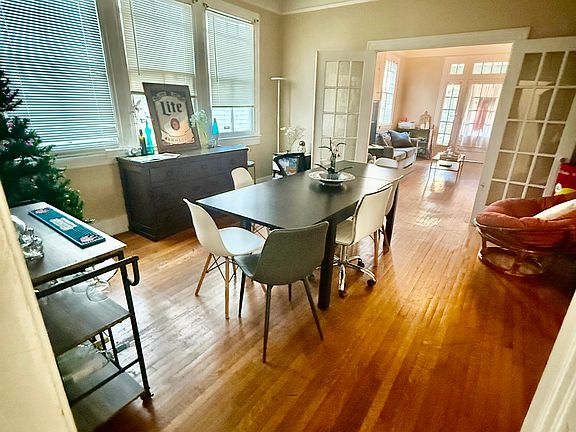 5th image of 1126 Pine St #1128
