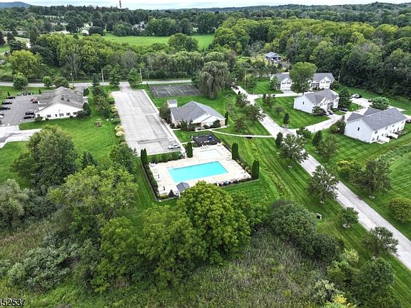 2nd image of 3 Druid Ln