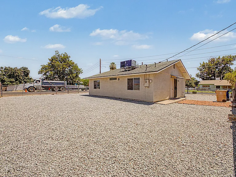 5938 W Ocotillo Rd — Photo 14