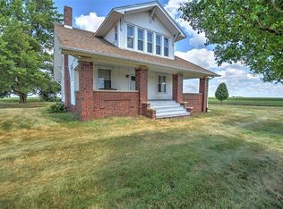 5404 E Crosson Rd, Dalton City, IL 61925