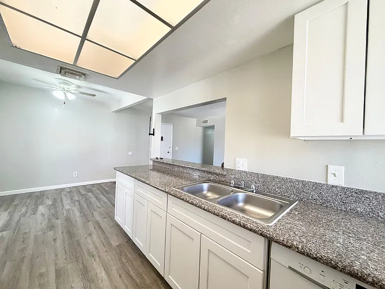 1405 Vegas Valley Dr #298 — Photo 13
